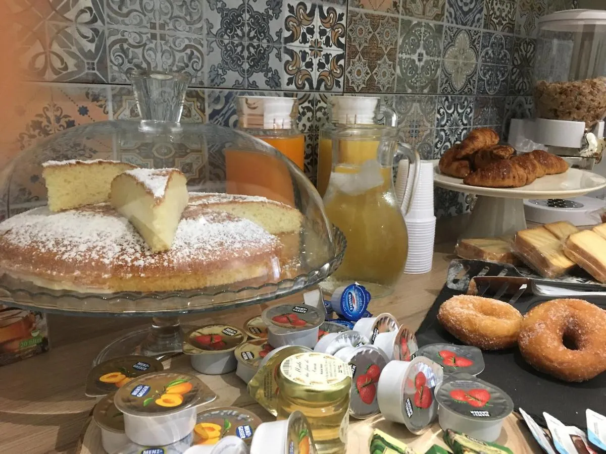 Le Stanze Dell'Emiro Bed and Breakfast Palermo Bed & Breakfast